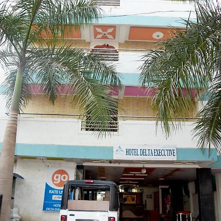 Hotel Delta Executive Shirdi Εξωτερικό φωτογραφία