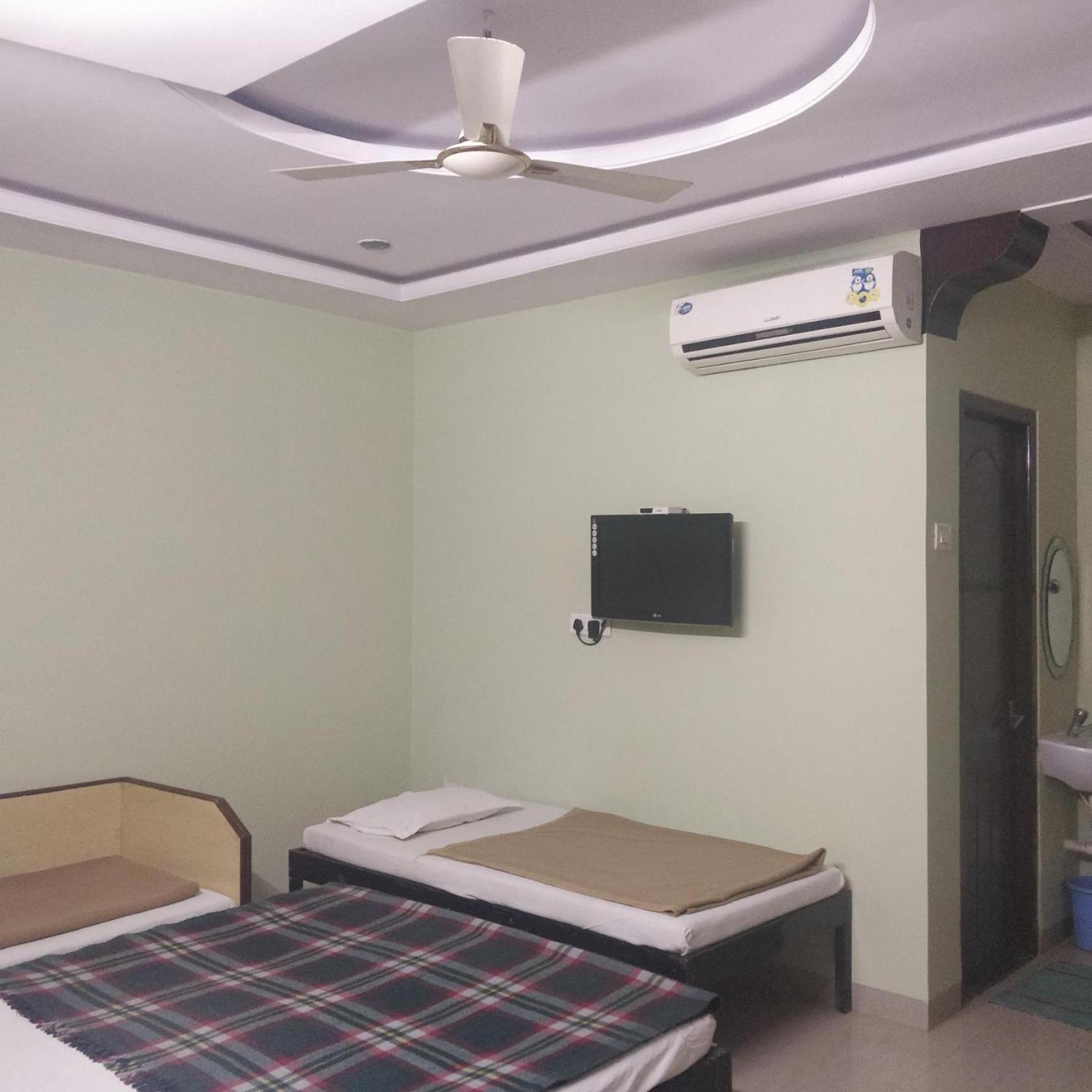 Hotel Delta Executive Shirdi Εξωτερικό φωτογραφία