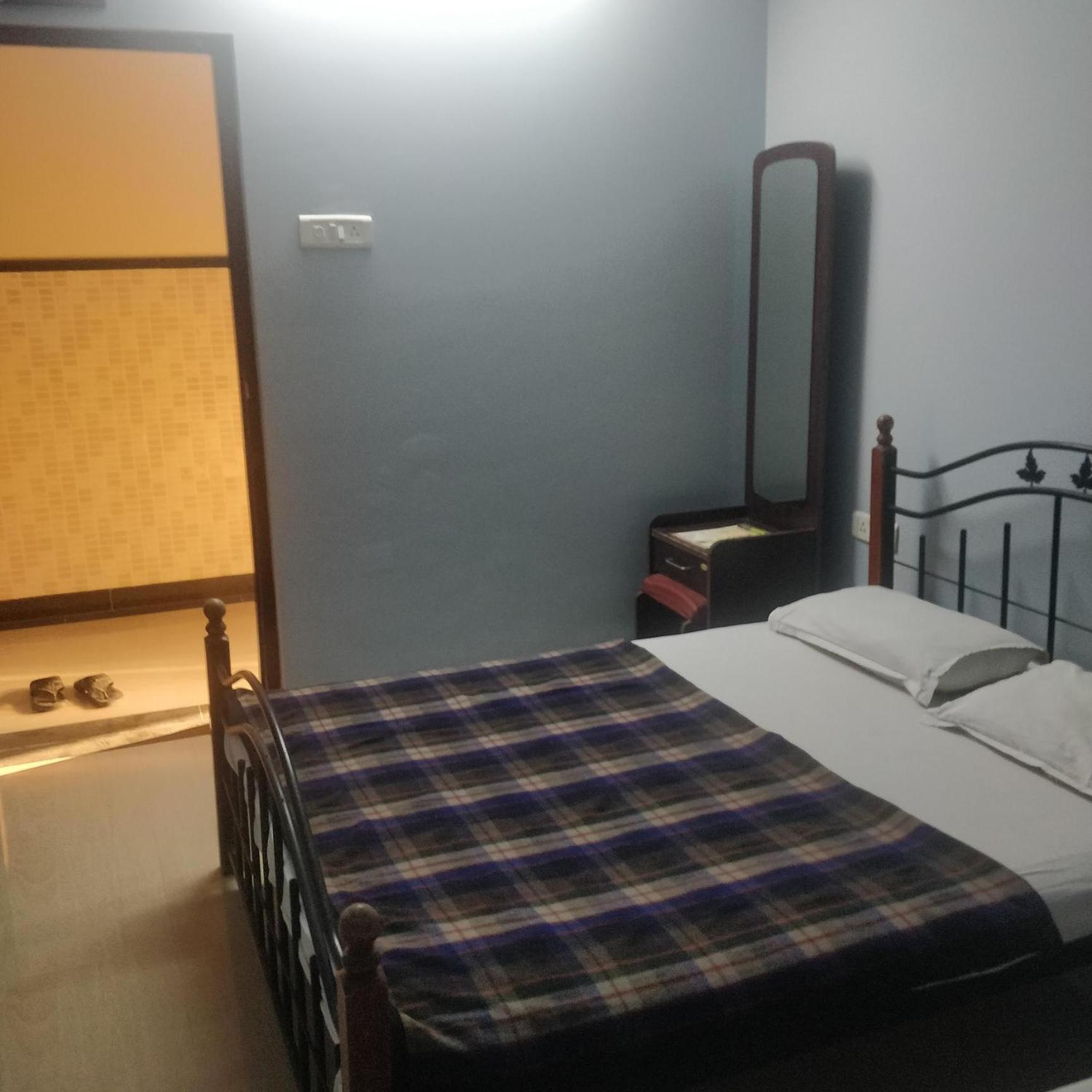 Hotel Delta Executive Shirdi Εξωτερικό φωτογραφία