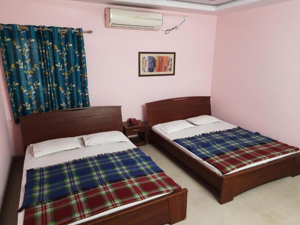 Hotel Delta Executive Shirdi Εξωτερικό φωτογραφία