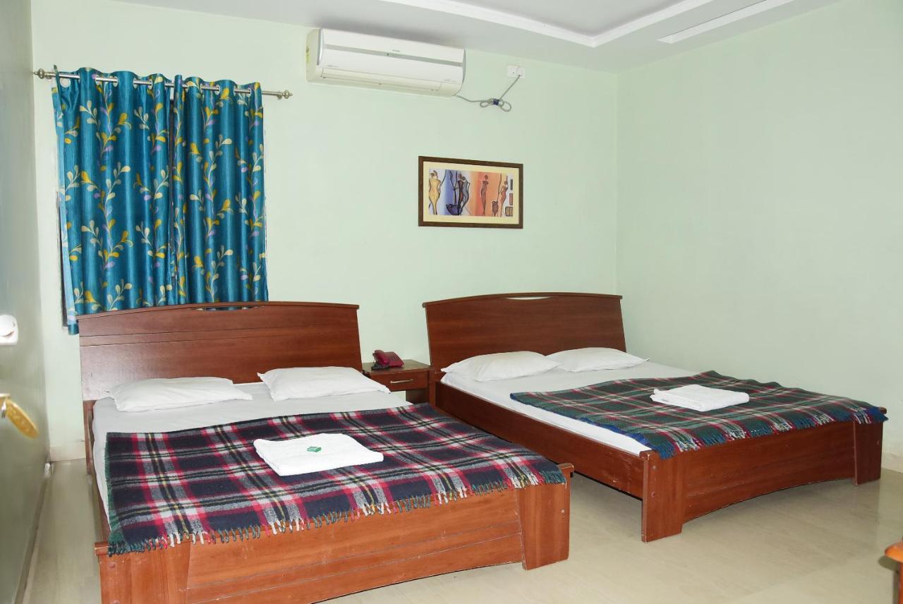 Hotel Delta Executive Shirdi Εξωτερικό φωτογραφία