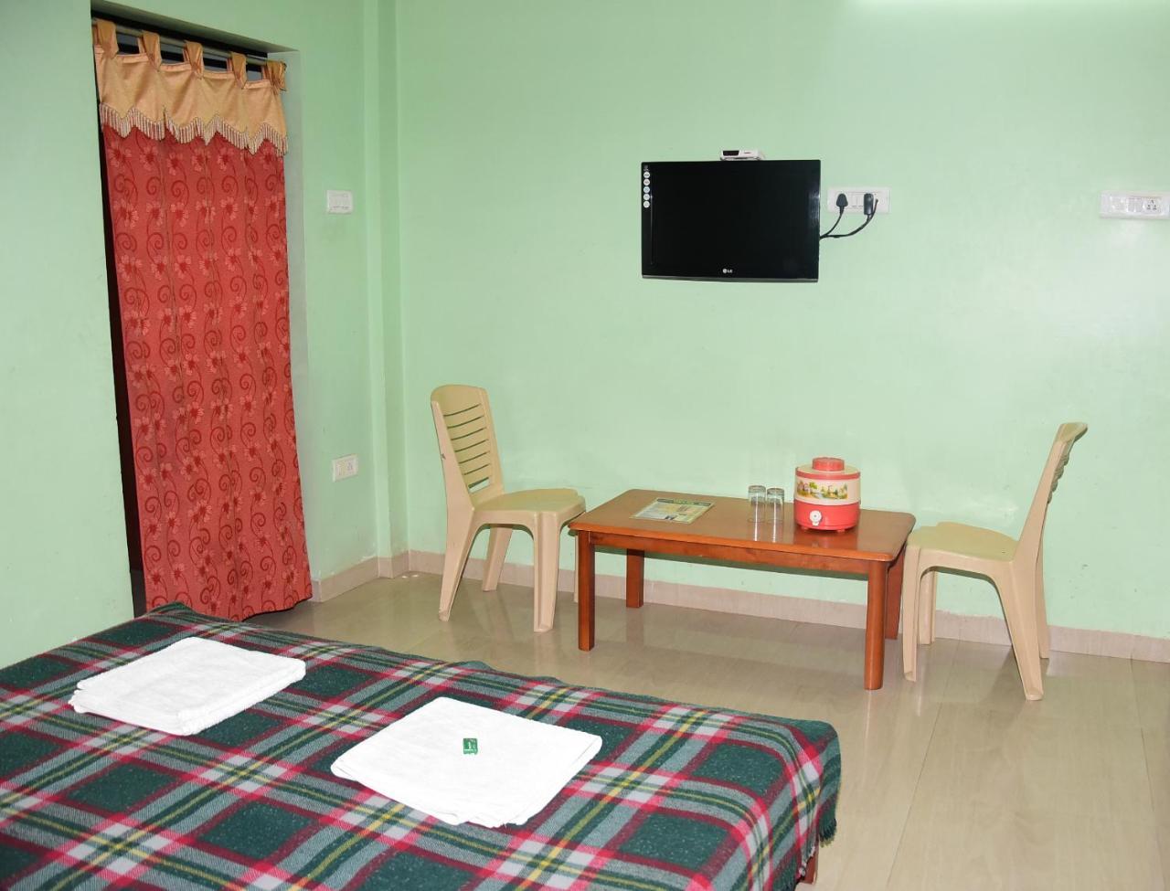 Hotel Delta Executive Shirdi Εξωτερικό φωτογραφία
